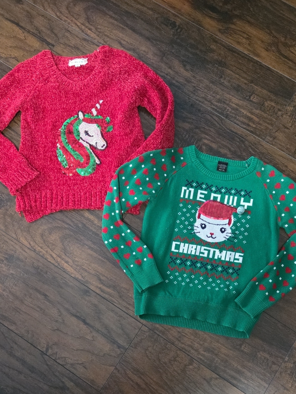 Kids Christmas Sweaters Size 7/8 Medium